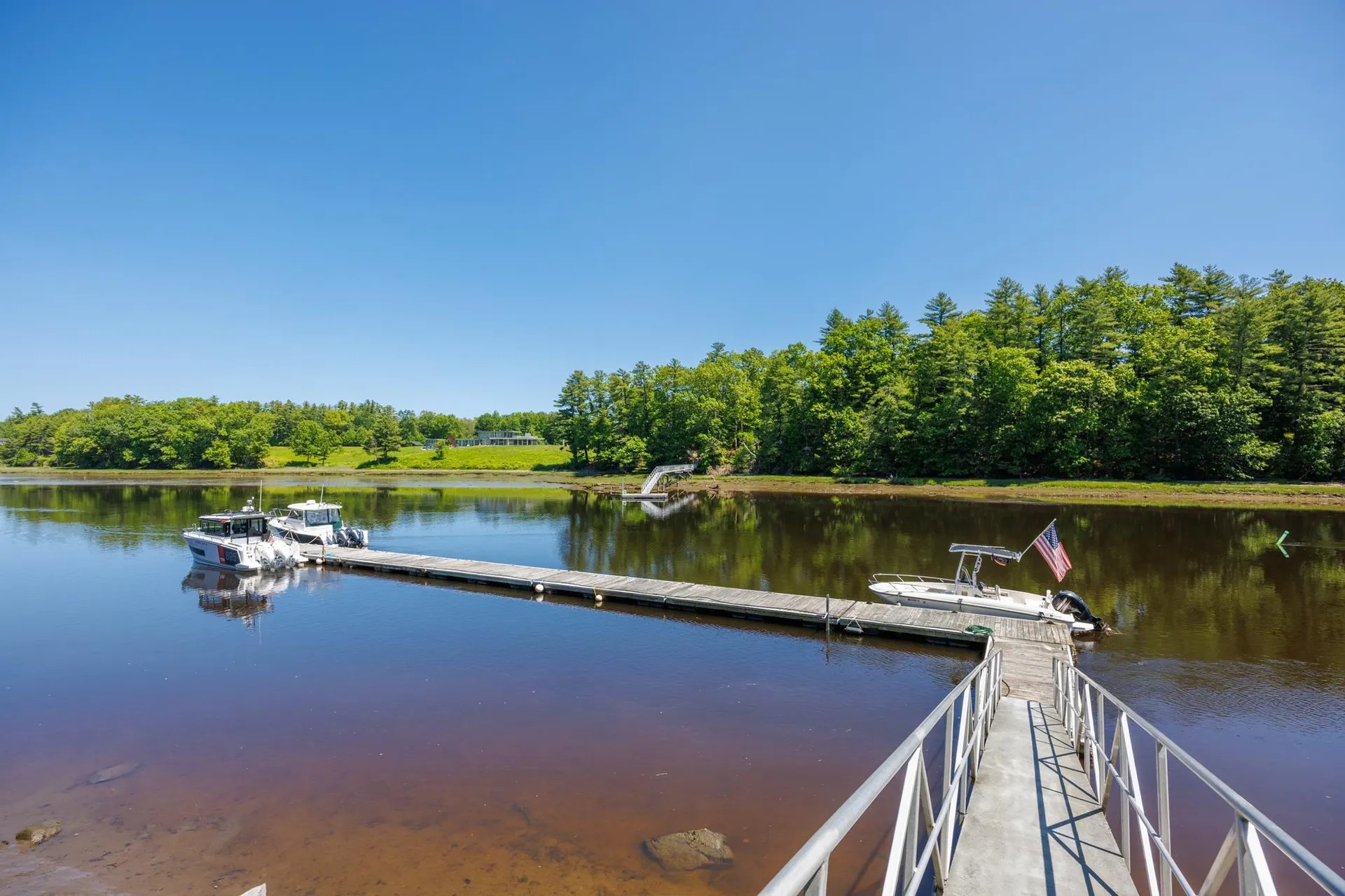 18 Schooner Drive Dover NH 03820