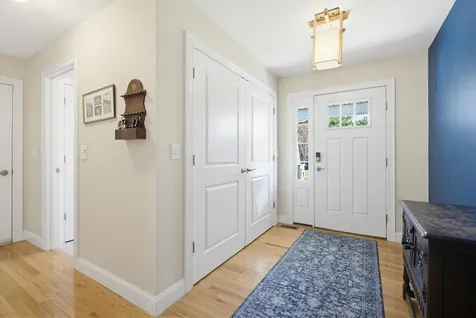 18 Schooner Drive Dover NH 03820