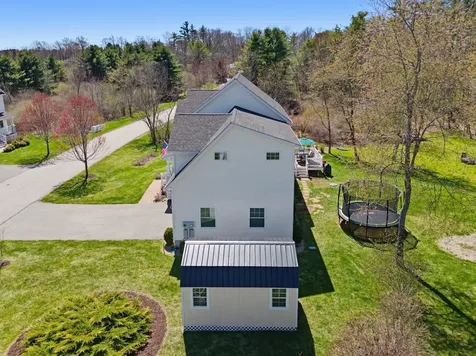 18 Schooner Drive Dover NH 03820