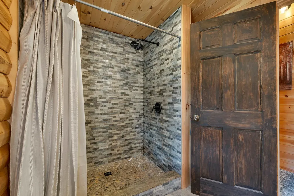 927 Ashueot Drive Washington NH 03280