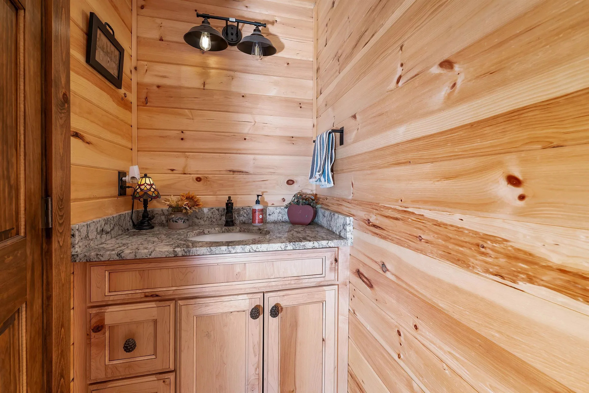 927 Ashueot Drive Washington NH 03280