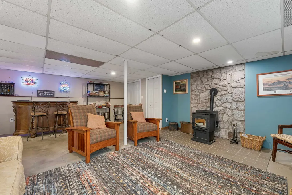 512 Route 11d Alton NH 03810