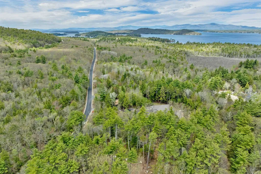 512 Route 11d Alton NH 03810
