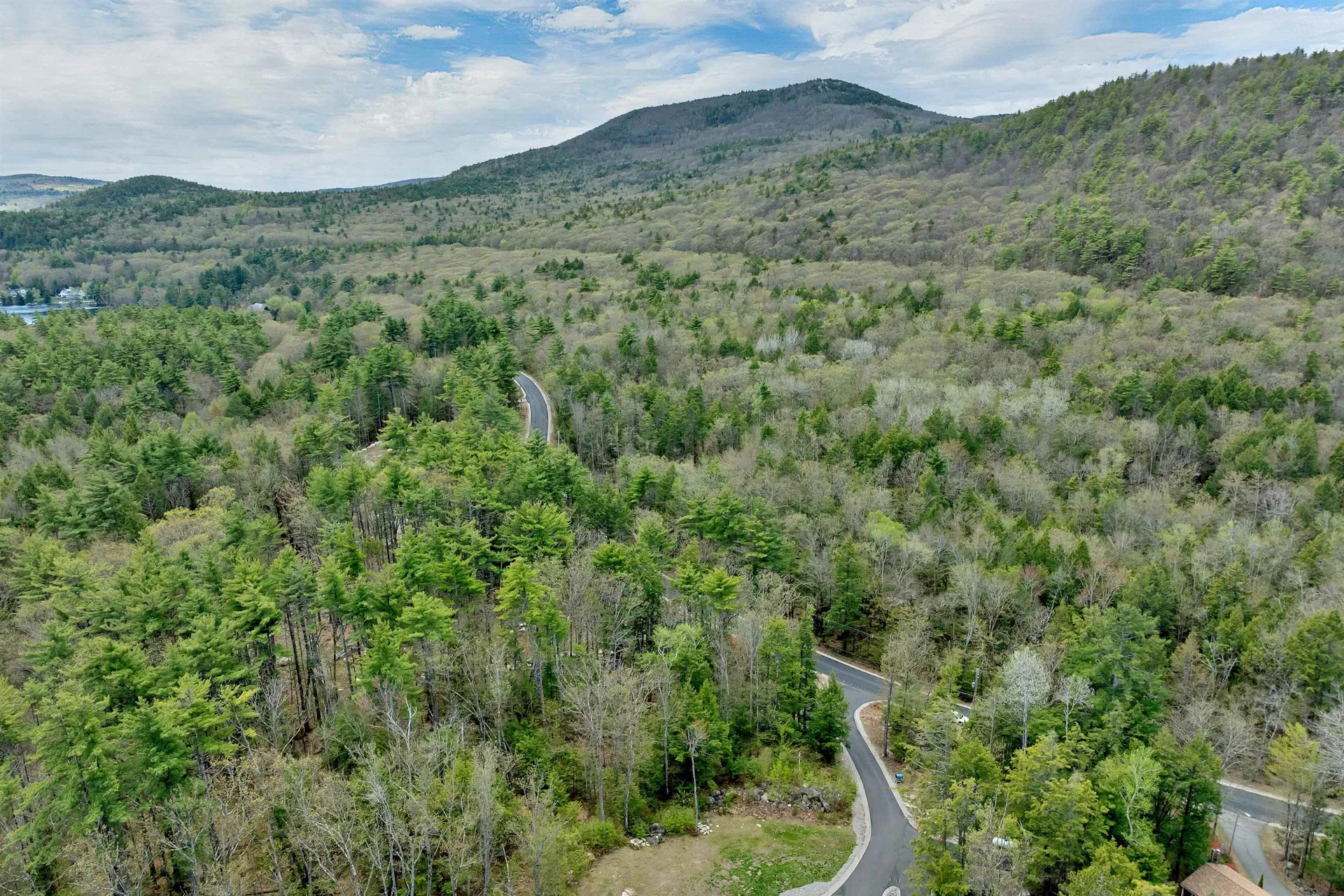512 Route 11d Alton NH 03810