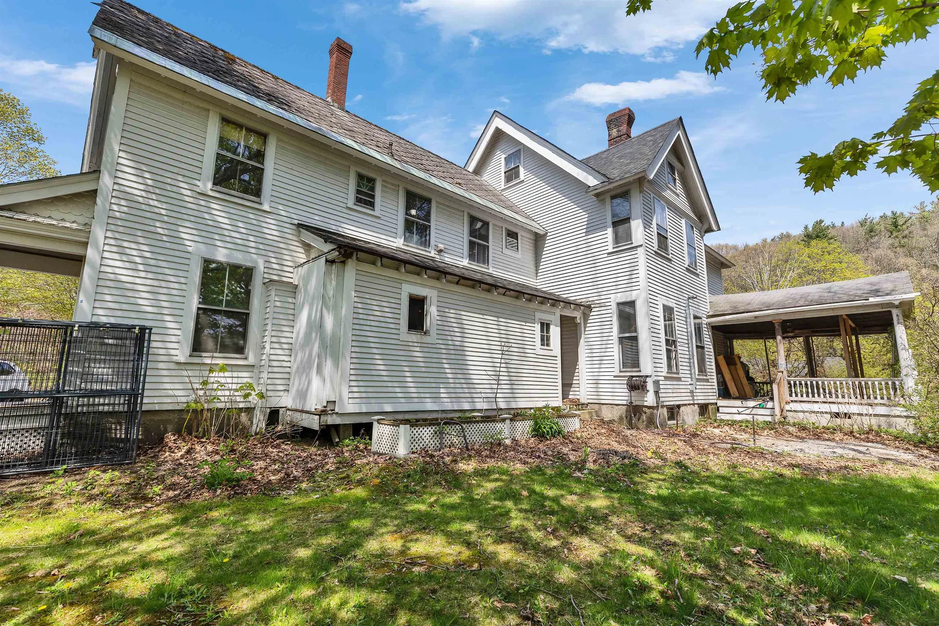 24 Maple Street Milford NH 03055