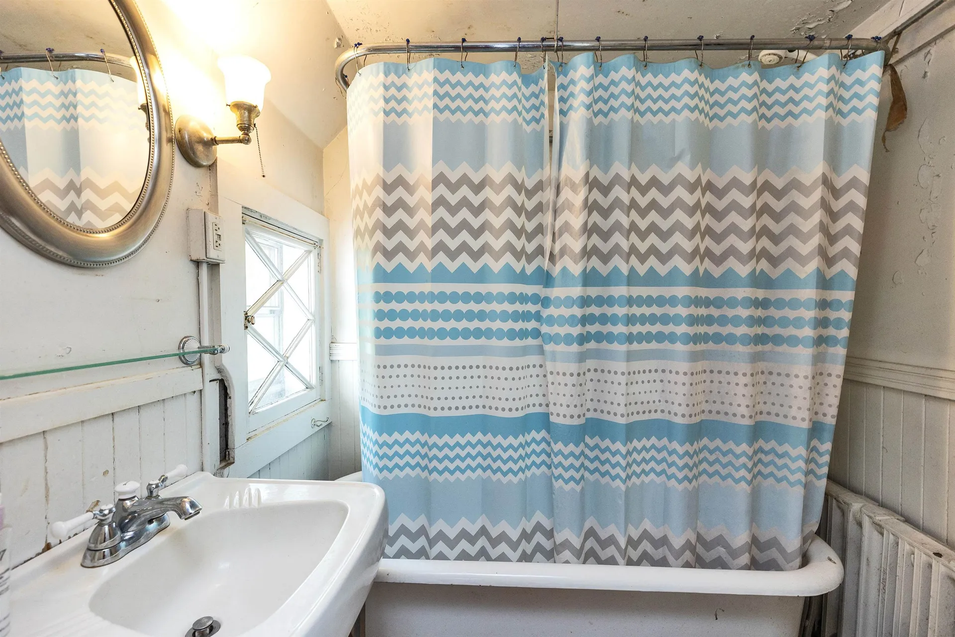 24 Maple Street Milford NH 03055