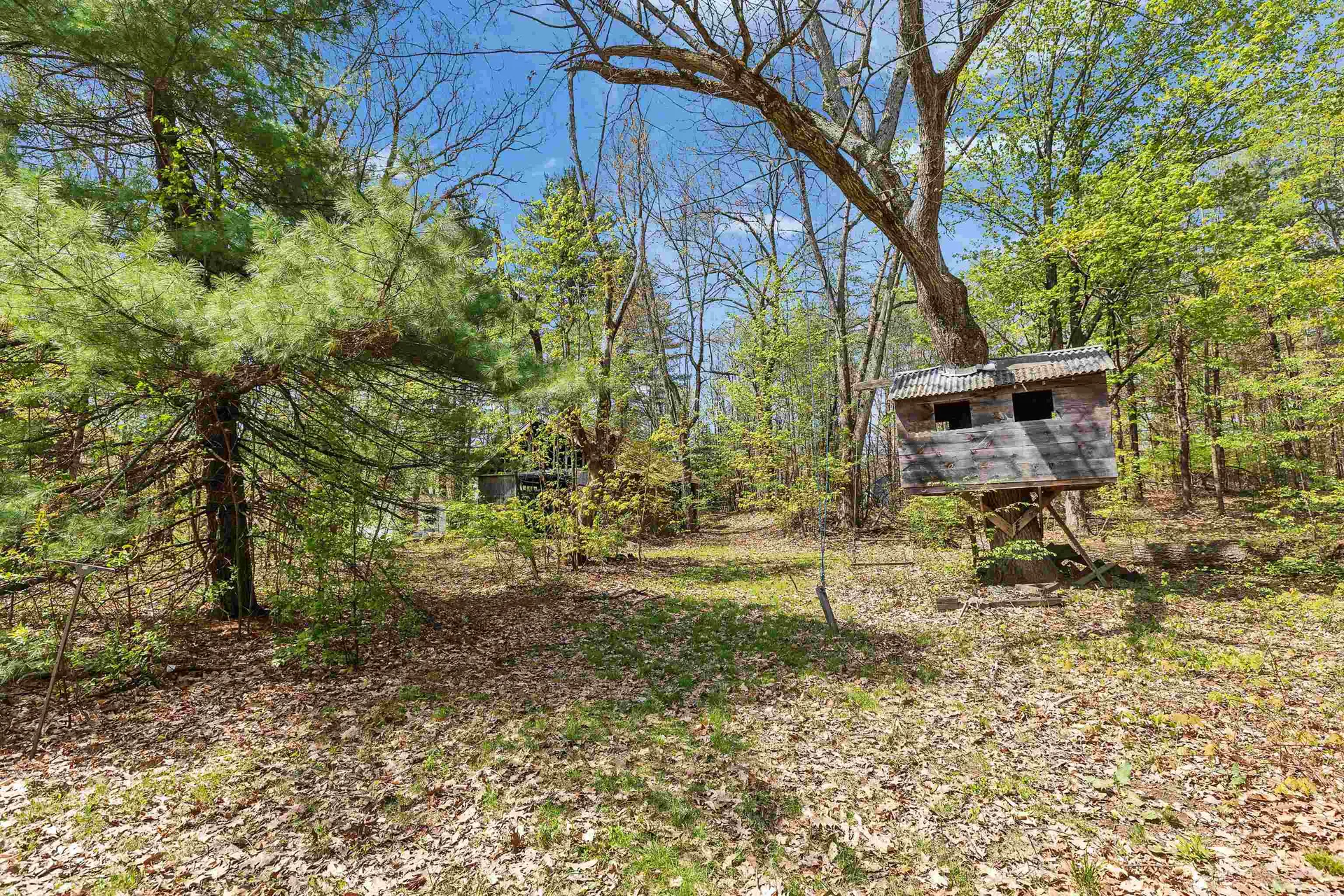 24 Maple Street Milford NH 03055