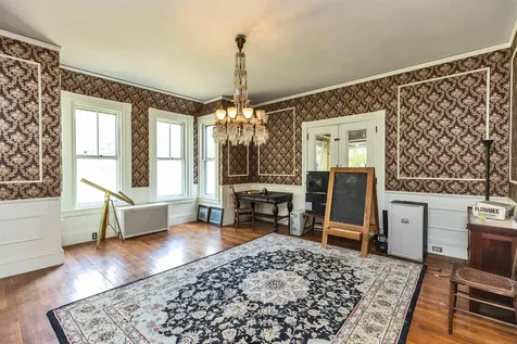 24 Maple Street Milford NH 03055