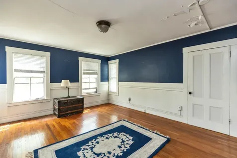 24 Maple Street Milford NH 03055