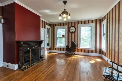 24 Maple Street Milford NH 03055