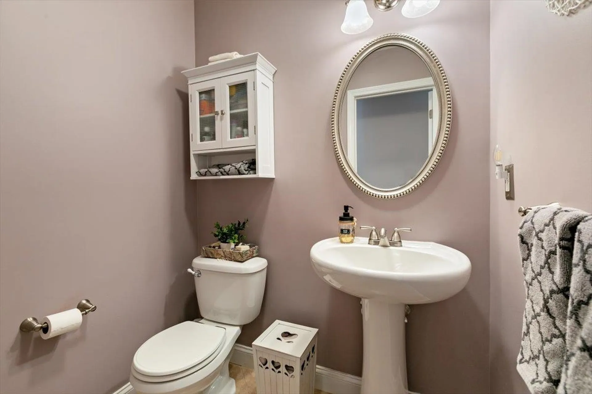 2 Birch Hill Drive Nashua NH 03063