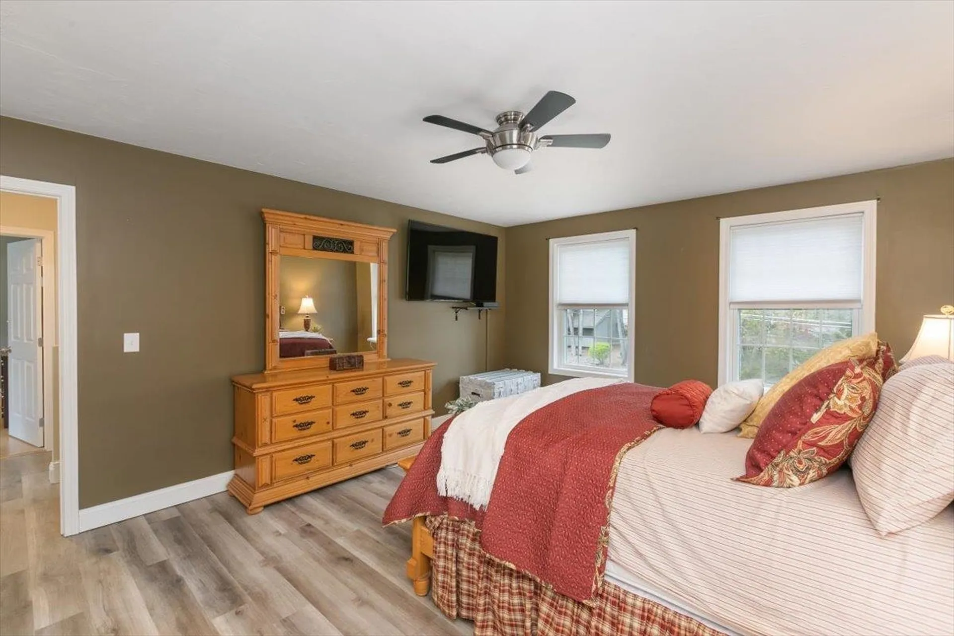 2 Birch Hill Drive Nashua NH 03063