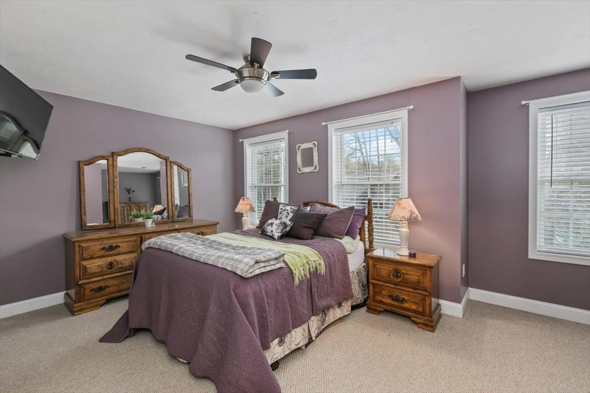 2 Birch Hill Drive Nashua NH 03063