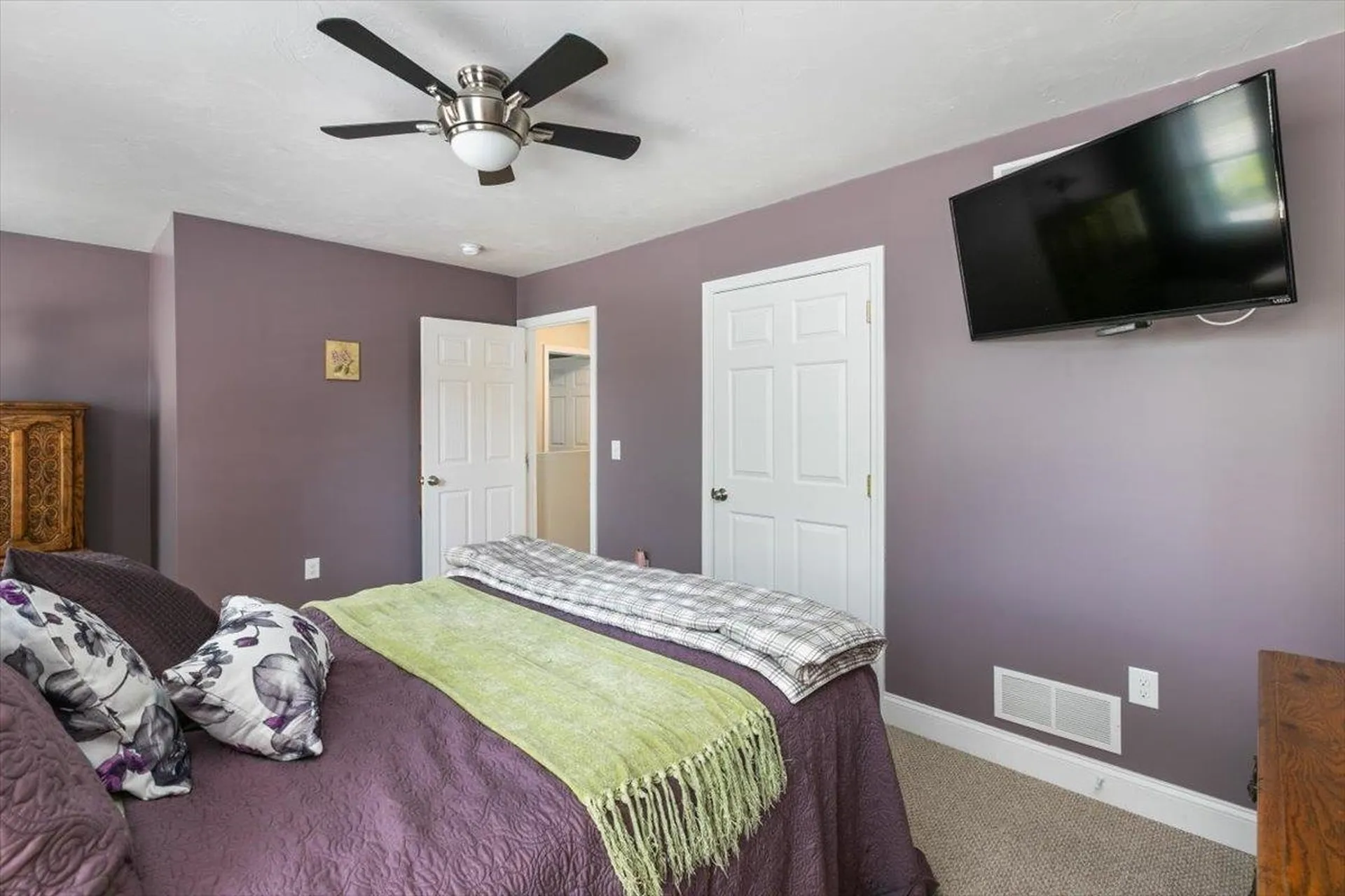 2 Birch Hill Drive Nashua NH 03063