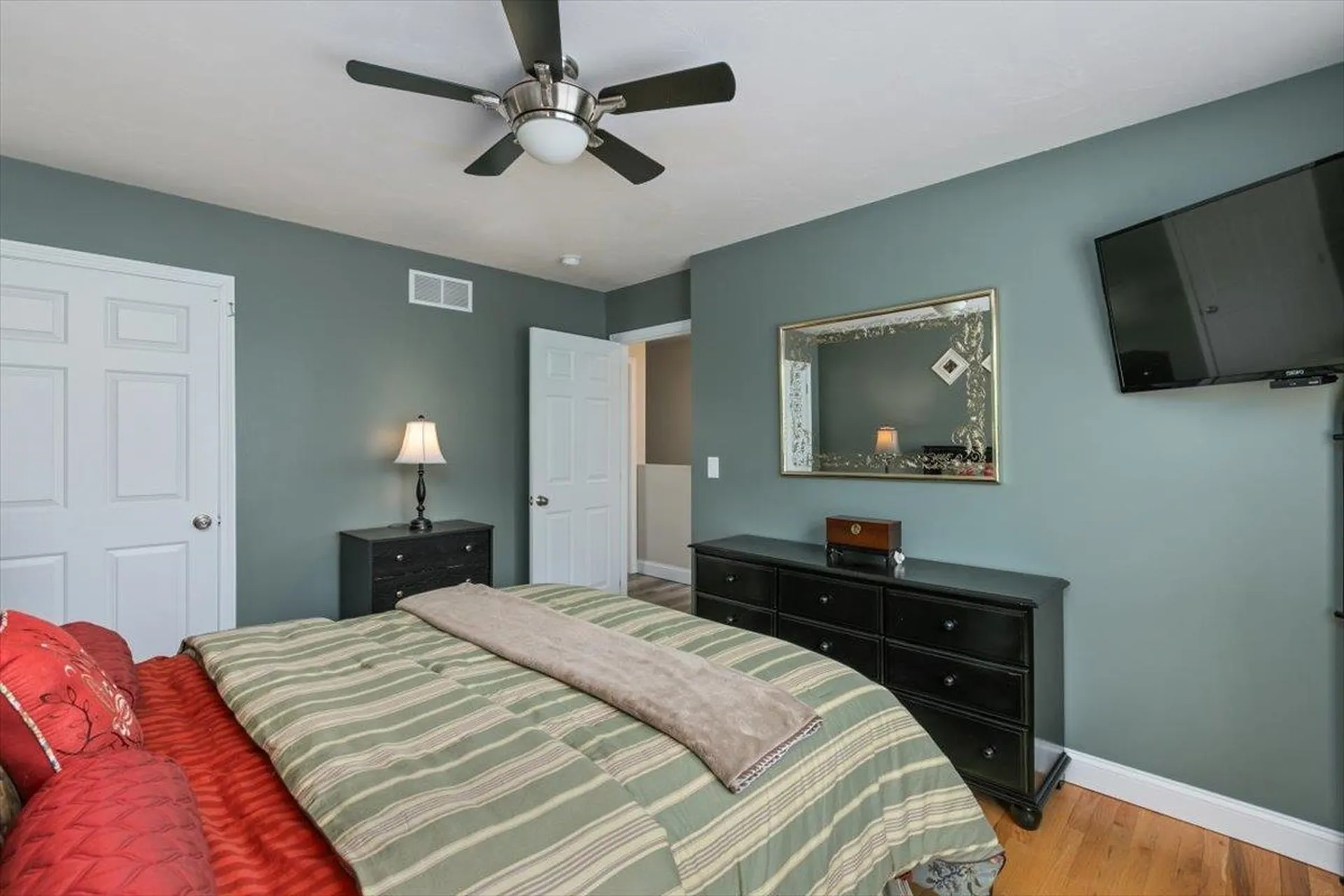 2 Birch Hill Drive Nashua NH 03063
