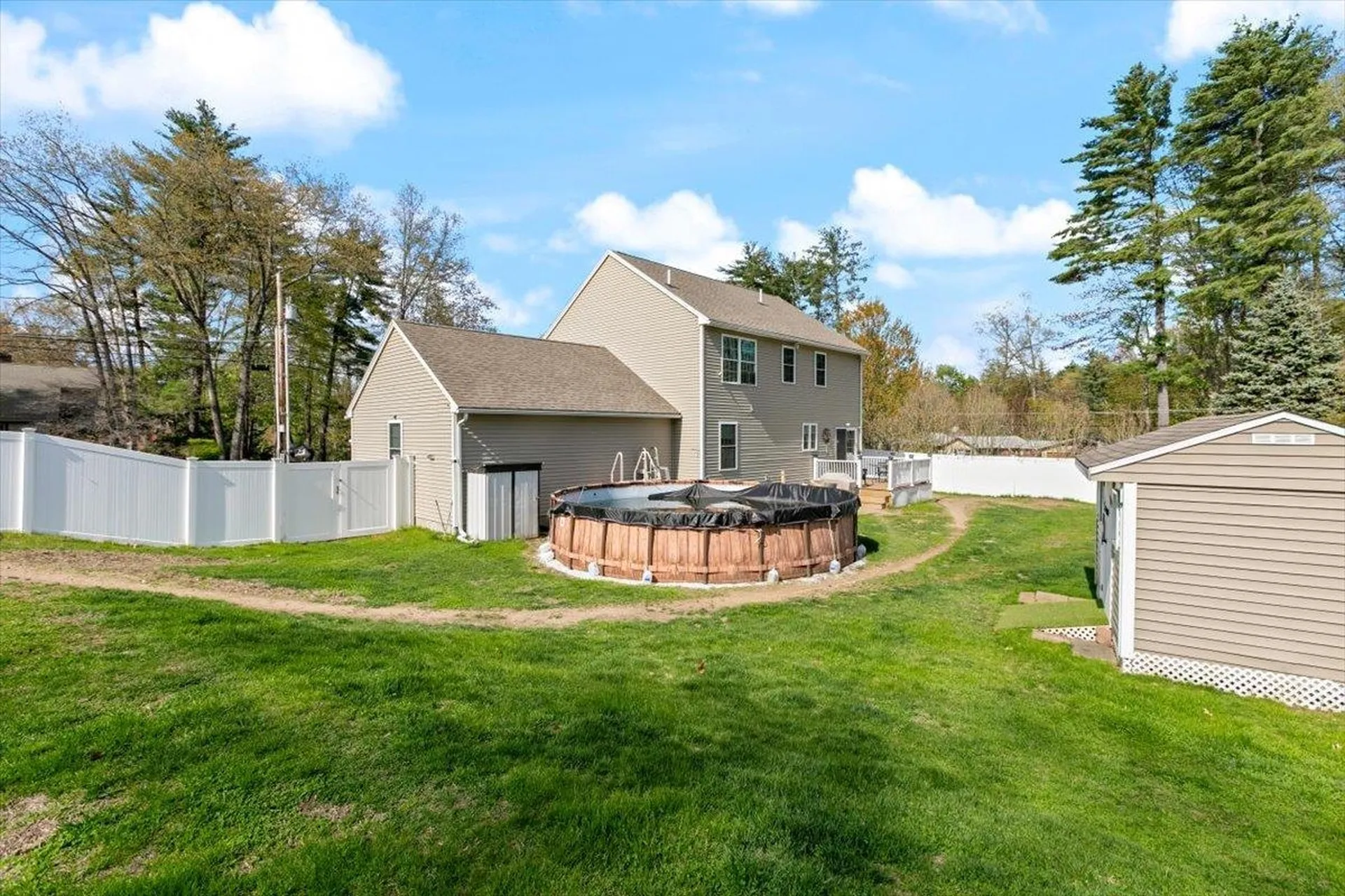 2 Birch Hill Drive Nashua NH 03063
