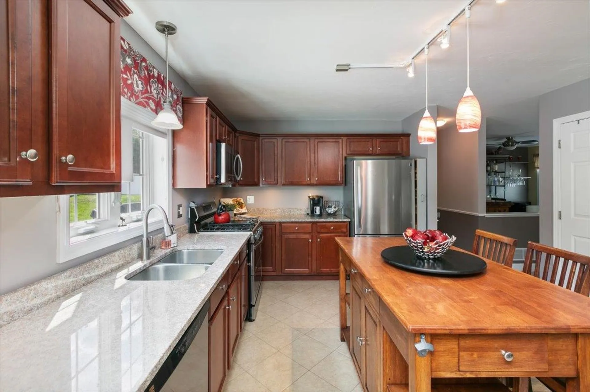 2 Birch Hill Drive Nashua NH 03063