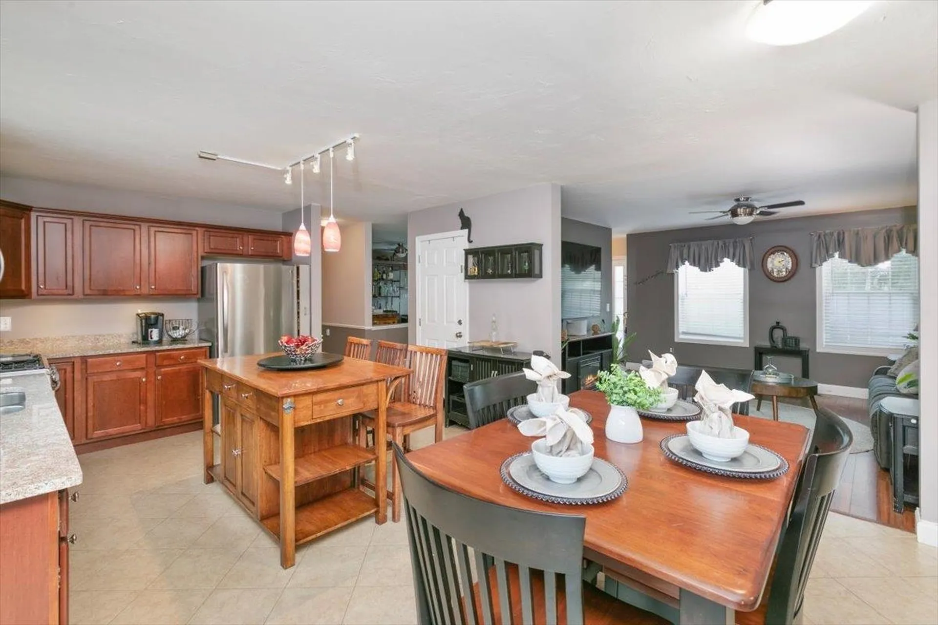2 Birch Hill Drive Nashua NH 03063
