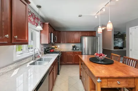 2 Birch Hill Drive Nashua NH 03063
