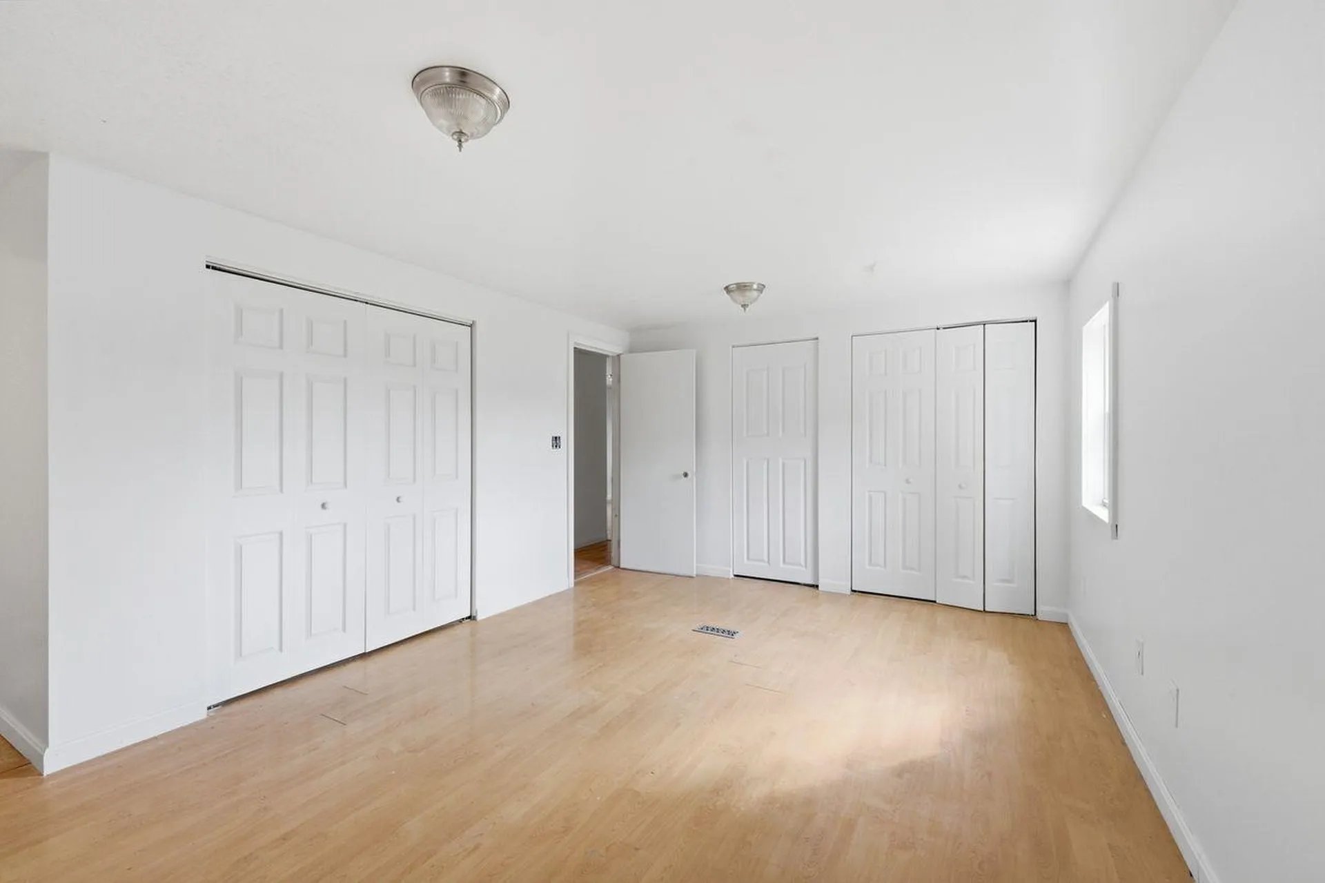 211 Emerald Drive Barrington NH 03825