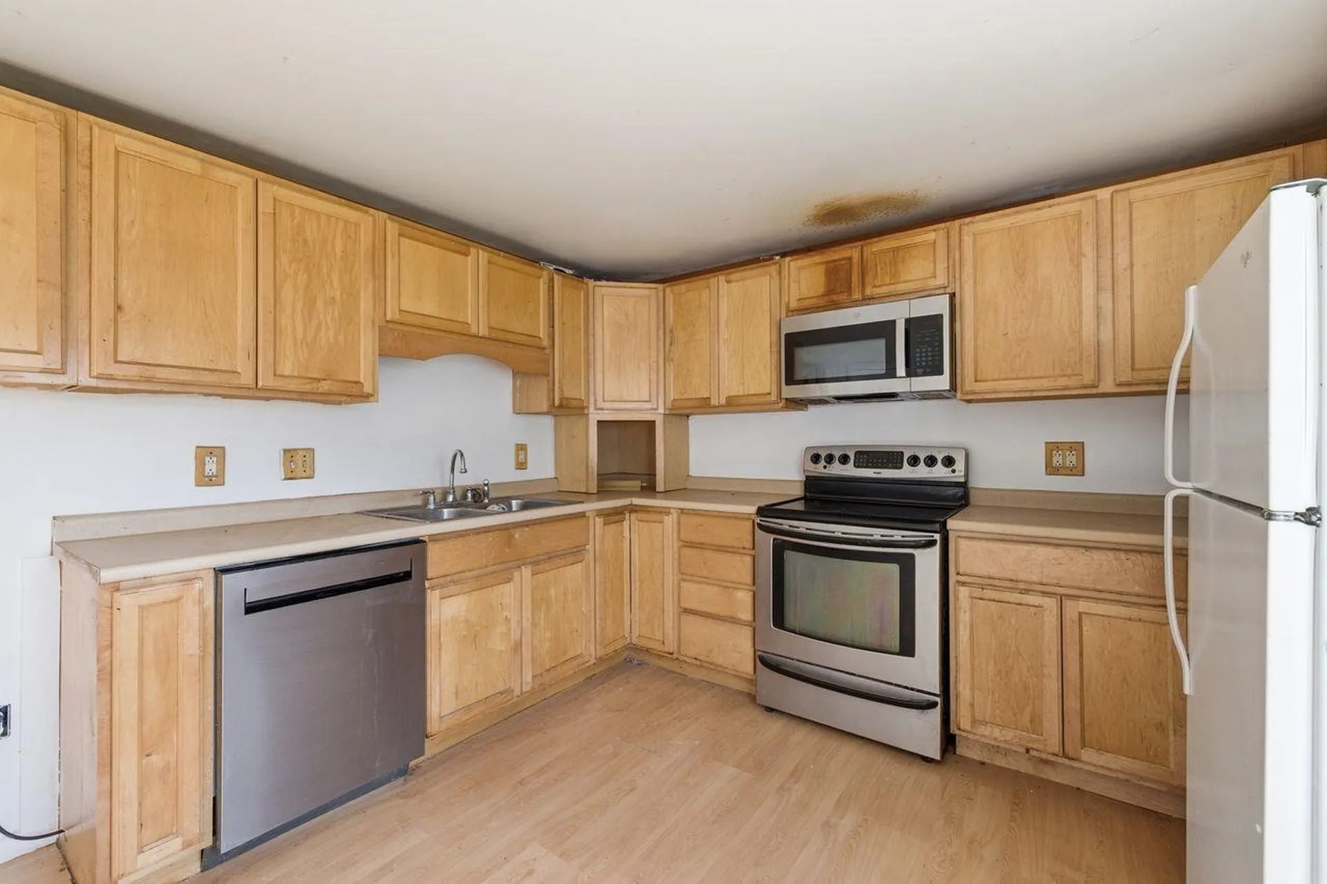 211 Emerald Drive Barrington NH 03825