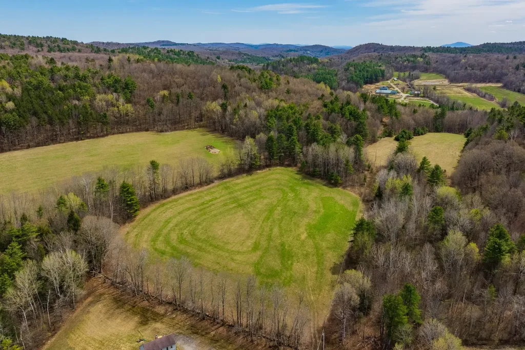 90 Kibling Hill Road Tunbridge VT 05077