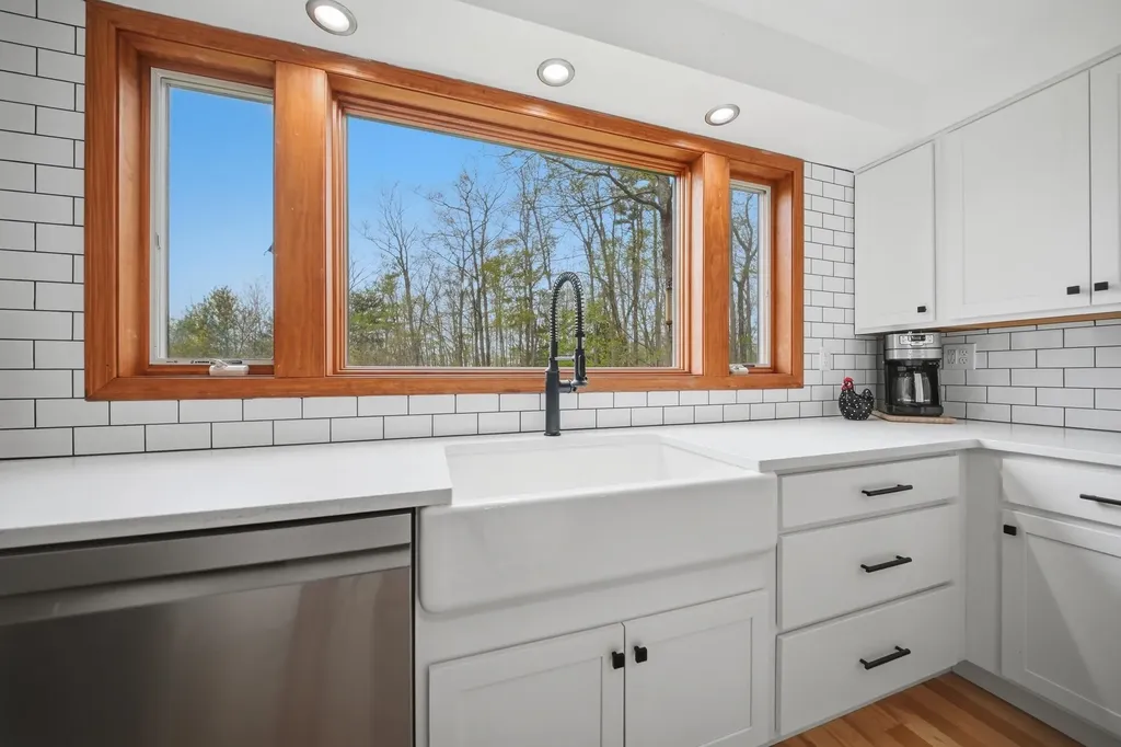 142 Forestview Drive Chesterfield NH 03462