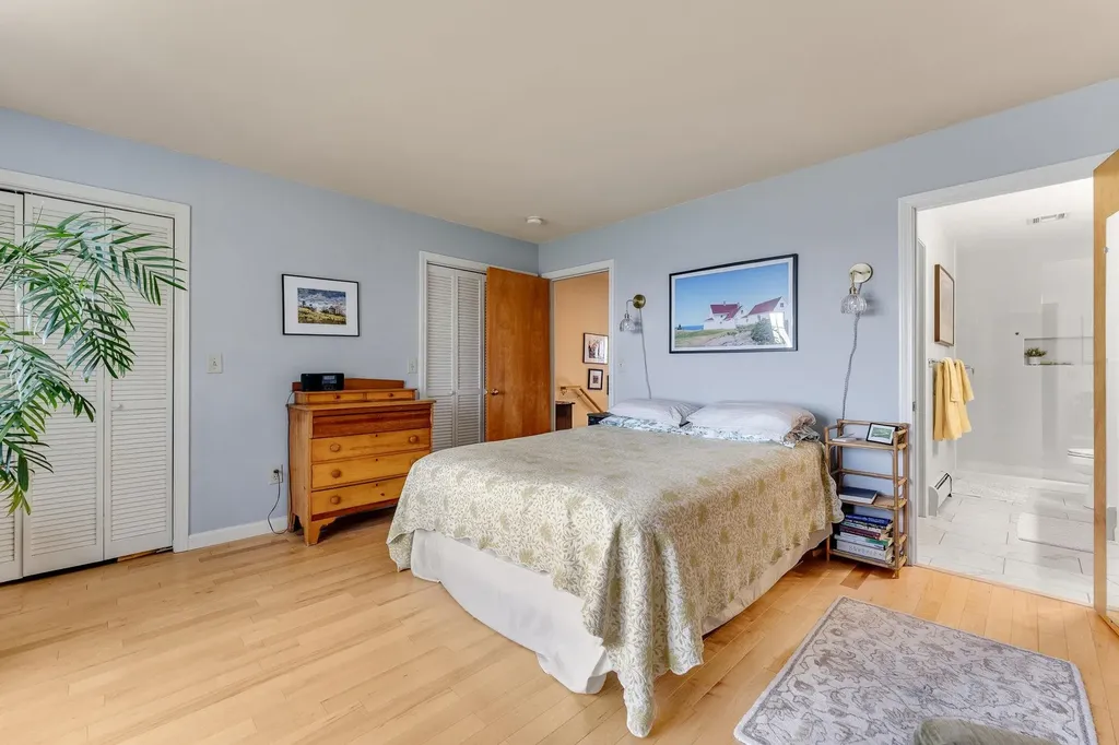 27 Northshore Drive Burlington VT 05401
