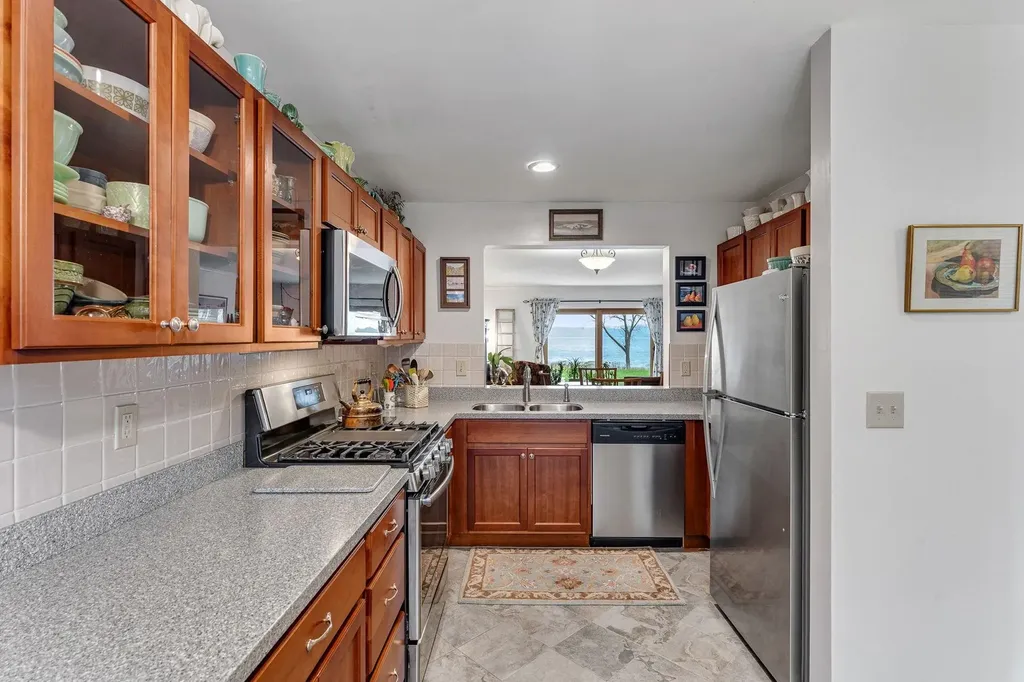 27 Northshore Drive Burlington VT 05401
