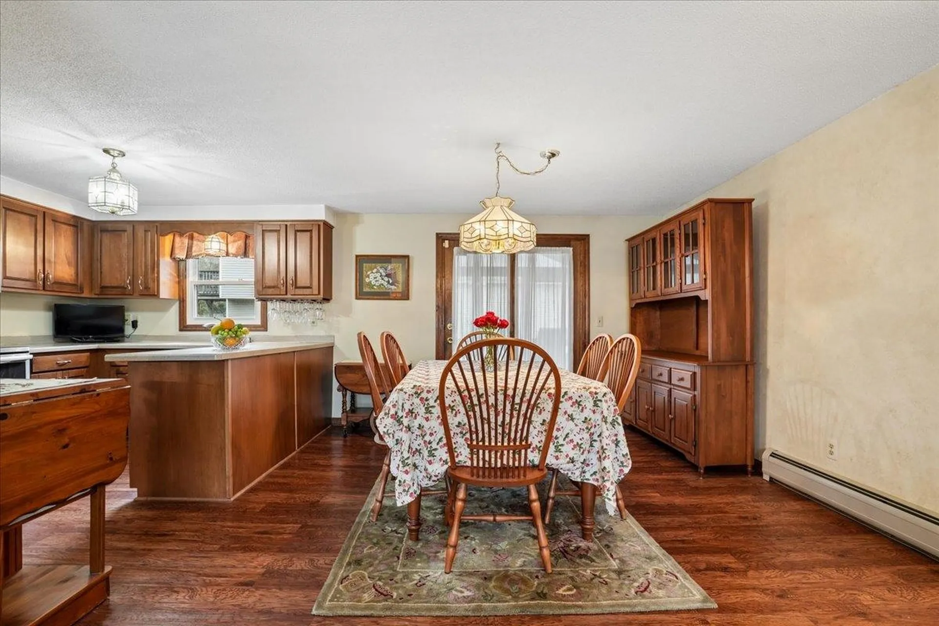 15 Lindstrom Lane Manchester NH 03104
