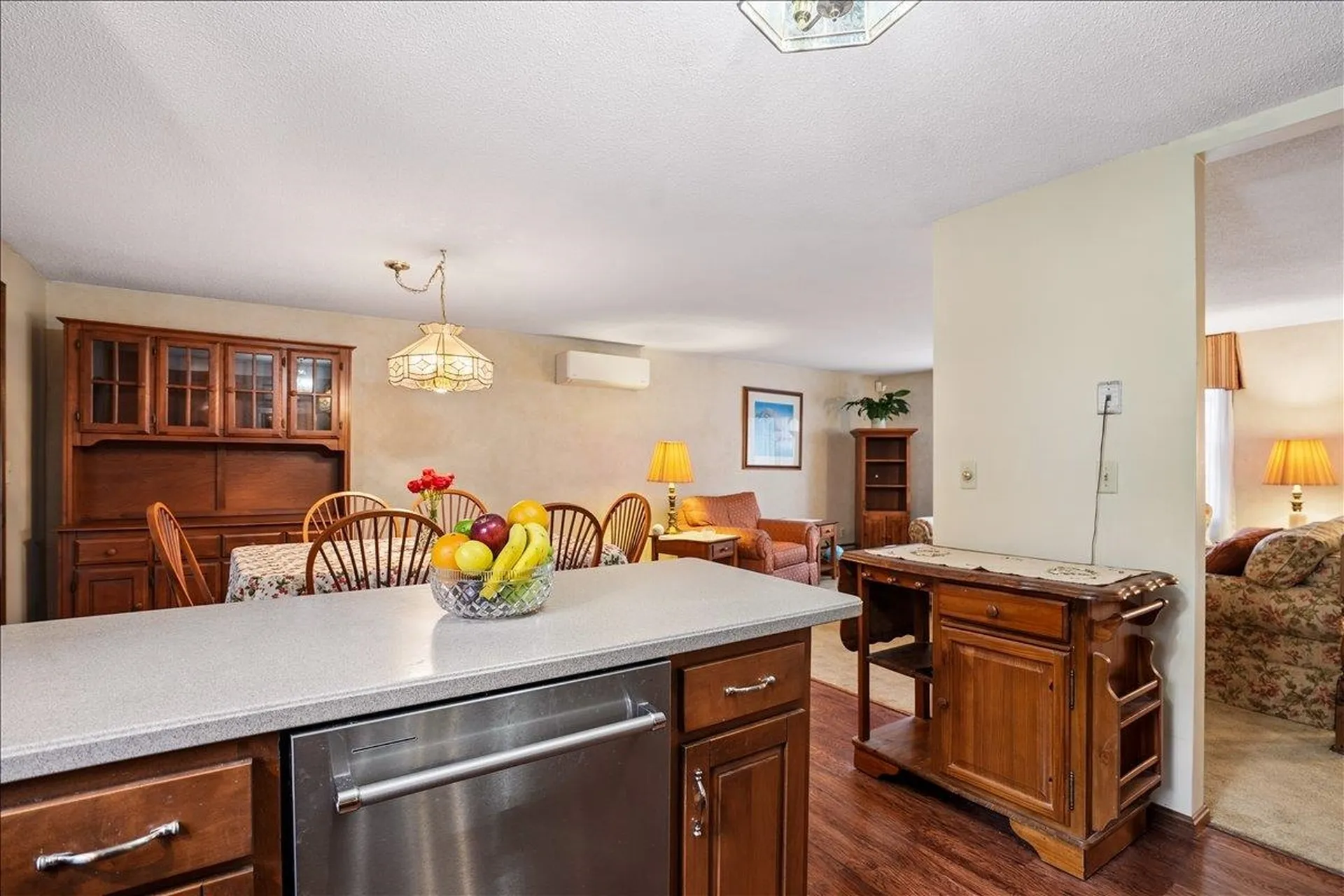 15 Lindstrom Lane Manchester NH 03104