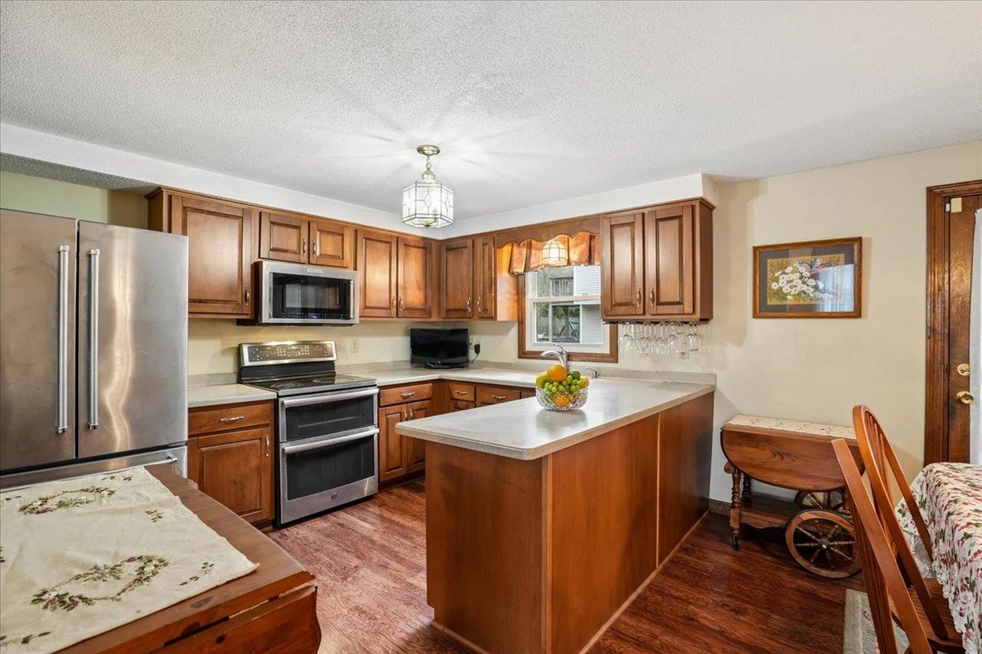 15 Lindstrom Lane Manchester NH 03104