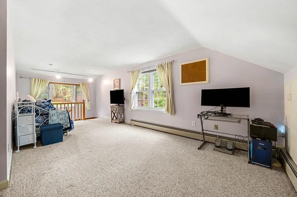 46 Veronica Drive Bedford NH 03110