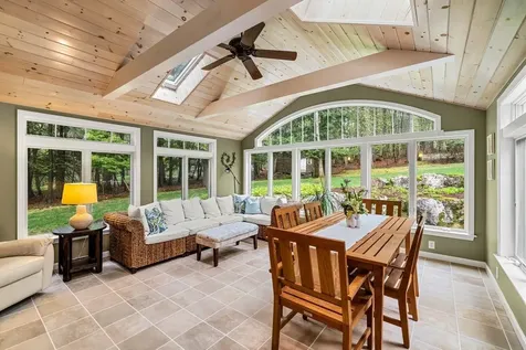46 Veronica Drive Bedford NH 03110