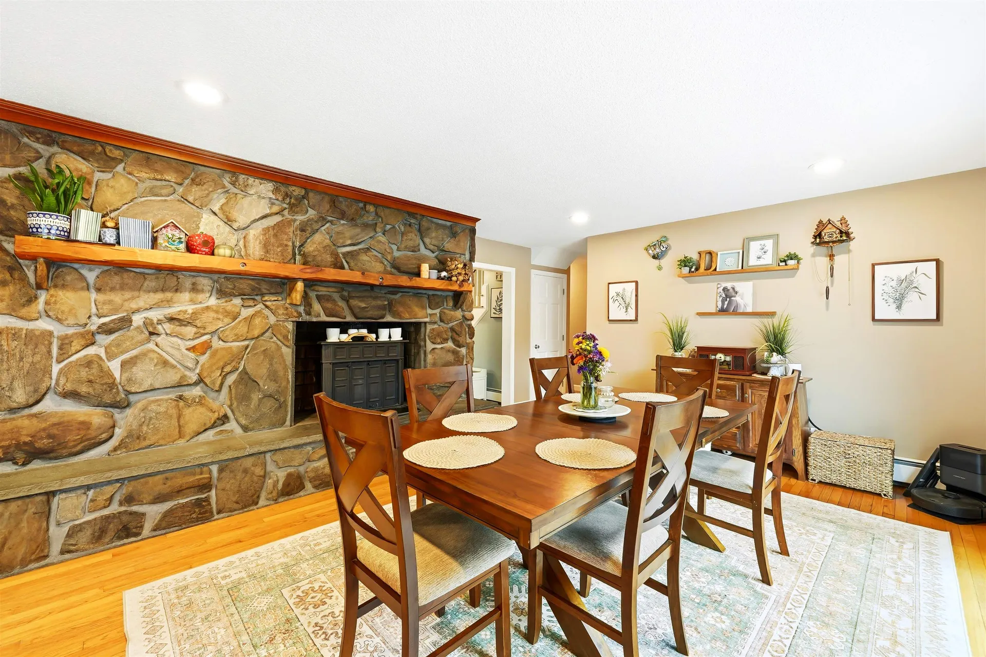 21 Christine Drive Atkinson NH 03811