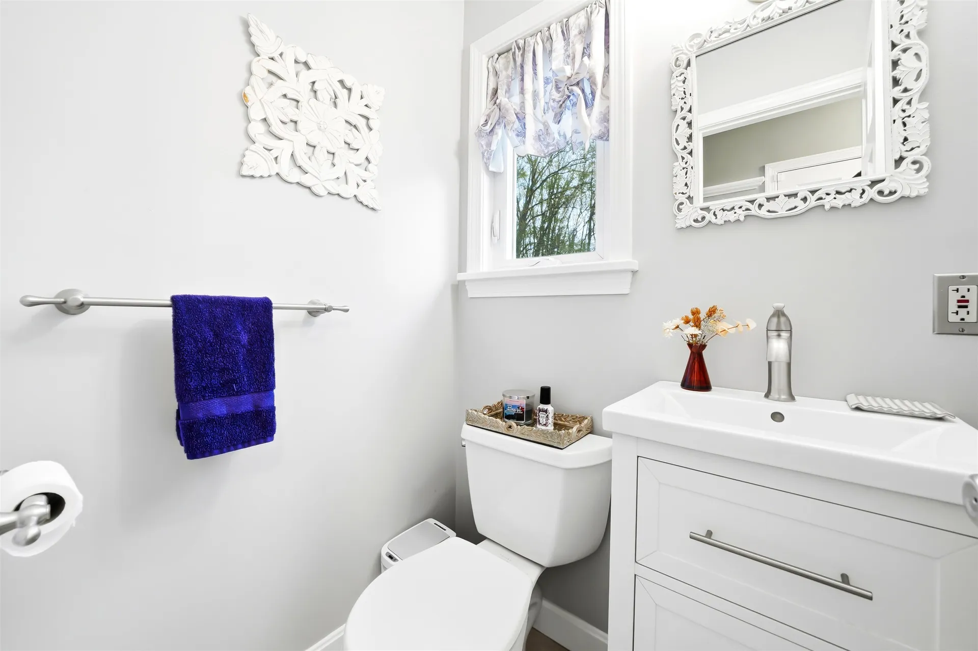 21 Christine Drive Atkinson NH 03811