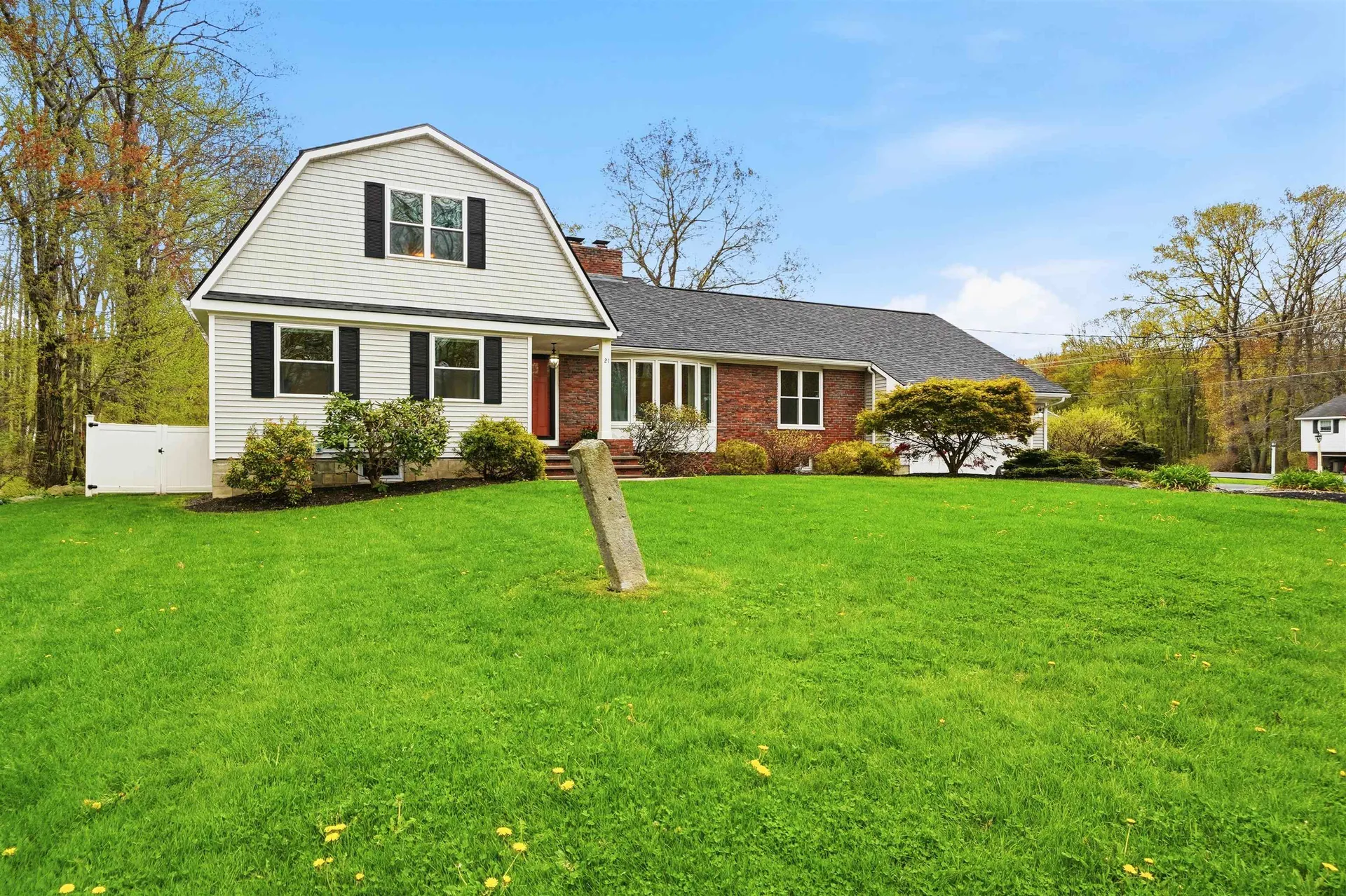 21 Christine Drive Atkinson NH 03811
