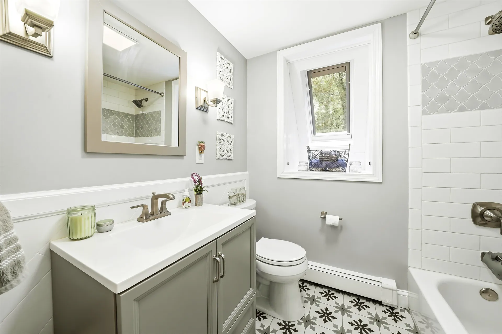 21 Christine Drive Atkinson NH 03811