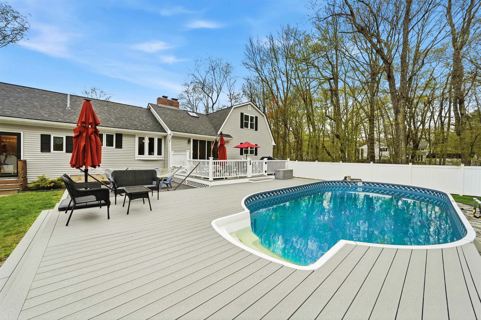 21 Christine Drive Atkinson NH 03811