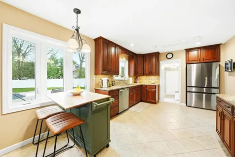 21 Christine Drive Atkinson NH 03811