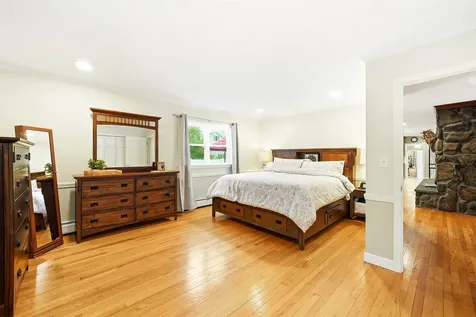 21 Christine Drive Atkinson NH 03811