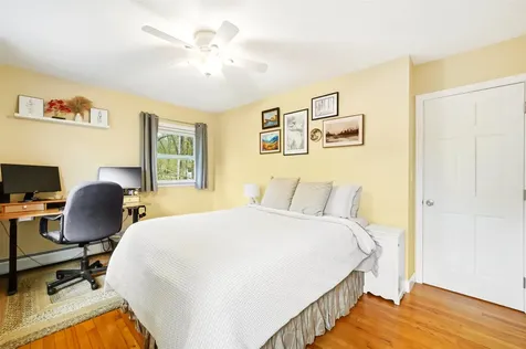 21 Christine Drive Atkinson NH 03811
