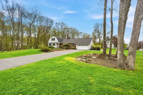 21 Christine Drive Atkinson NH 03811