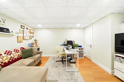 21 Christine Drive Atkinson NH 03811