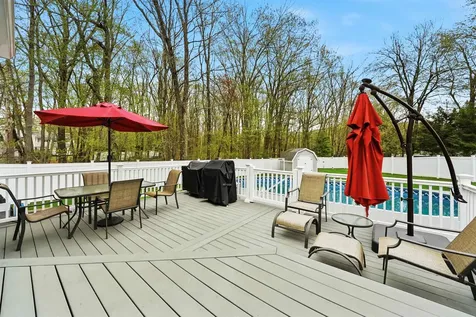 21 Christine Drive Atkinson NH 03811