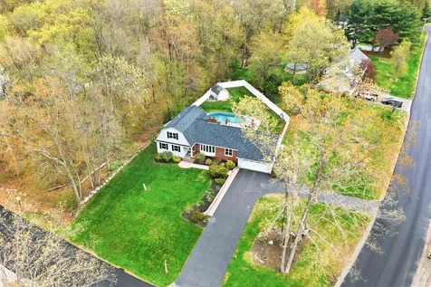 21 Christine Drive Atkinson NH 03811