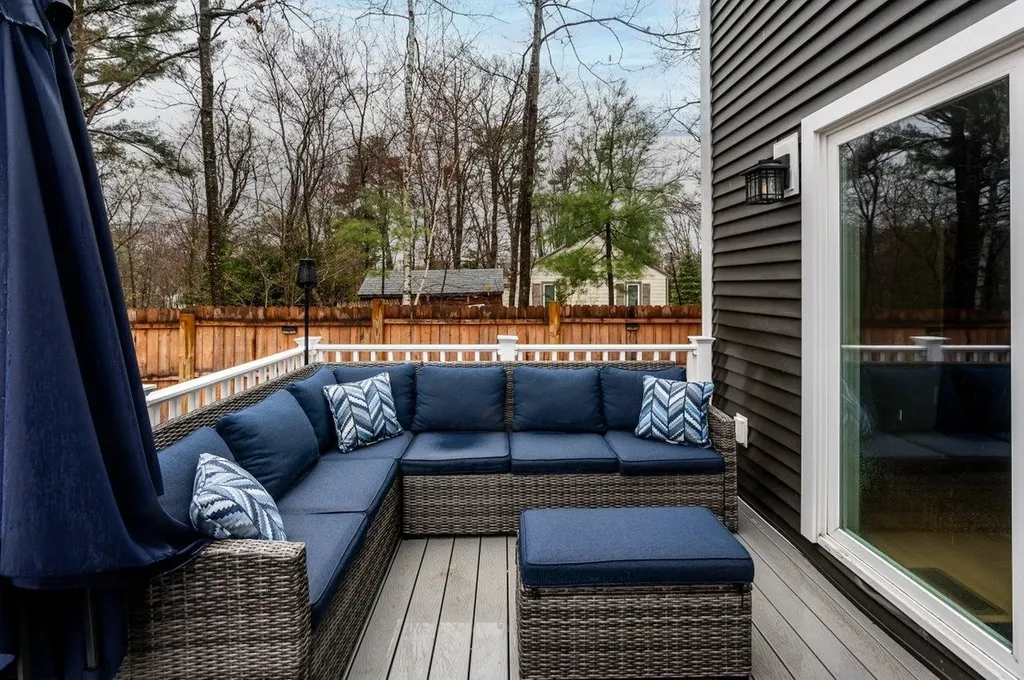 10 Coleman Street Rochester NH 03867