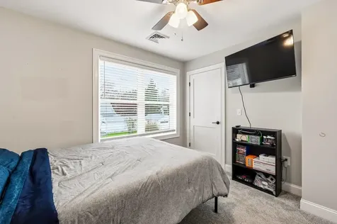 10 Coleman Street Rochester NH 03867