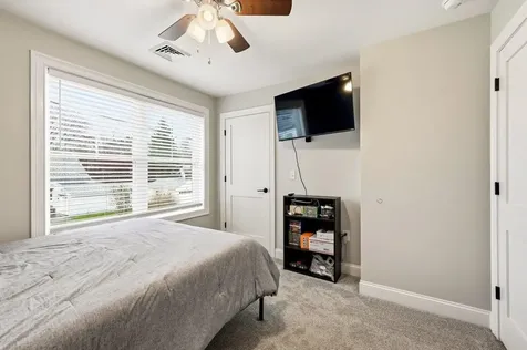 10 Coleman Street Rochester NH 03867