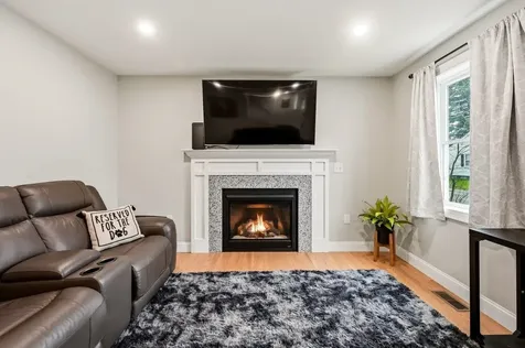 10 Coleman Street Rochester NH 03867